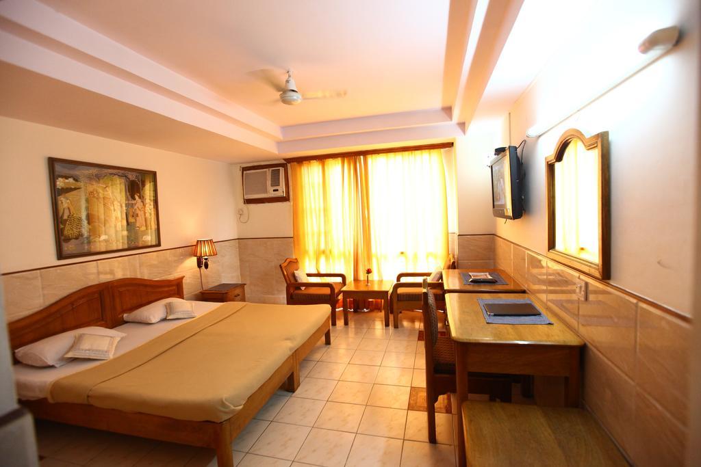 Hotel Ekant Faridabad Εξωτερικό φωτογραφία